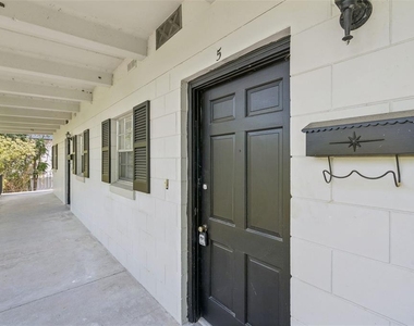 791 Lake Avenue - Photo Thumbnail 10