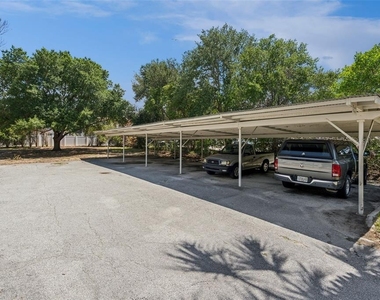 791 Lake Avenue - Photo Thumbnail 15