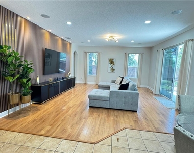 15336 Firelight Drive - Photo Thumbnail 8