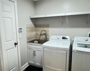 15336 Firelight Drive - Photo Thumbnail 4