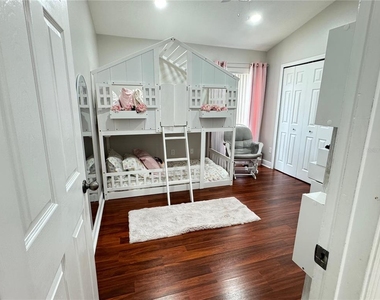 15336 Firelight Drive - Photo Thumbnail 11