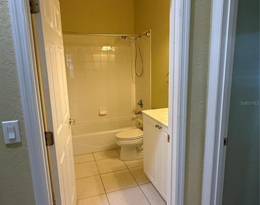 3132 Connemara Drive - Photo Thumbnail 12
