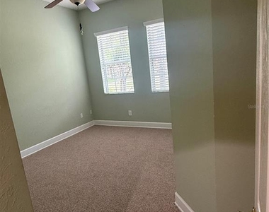 3132 Connemara Drive - Photo Thumbnail 10