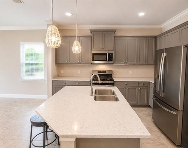 4520 Deep Creek Terrace - Photo Thumbnail 4