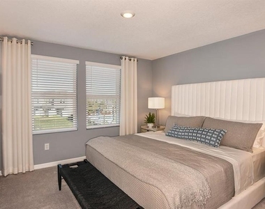 11821 Glenside Terrace - Photo Thumbnail 11