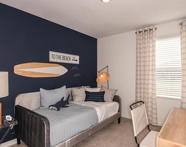 11821 Glenside Terrace - Photo Thumbnail 12