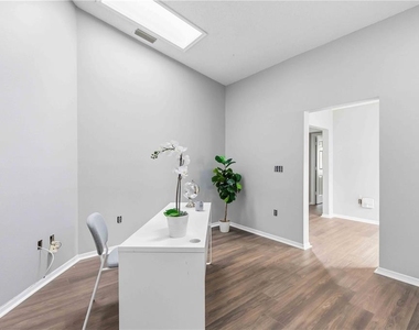 7795 Pine Trace - Photo Thumbnail 23