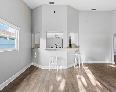 7795 Pine Trace - Photo Thumbnail 10