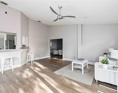 7795 Pine Trace - Photo Thumbnail 9