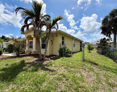 1204 S San Mateo Drive - Photo Thumbnail 33