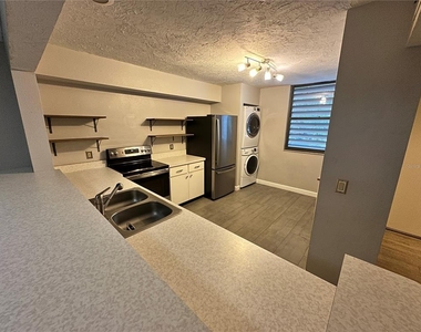 283 Sherwood Drive - Photo Thumbnail 5