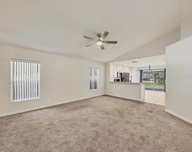 6258 Blue Runner Court - Photo Thumbnail 5
