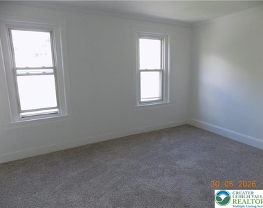 47 W Goepp Street - Photo Thumbnail 21