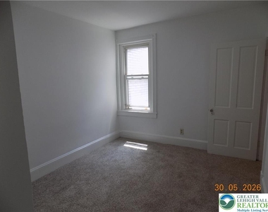 47 W Goepp Street - Photo Thumbnail 19