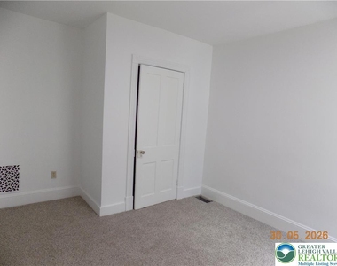 47 W Goepp Street - Photo Thumbnail 20