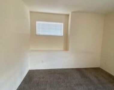 5661 Michael P Anderson Lane - Photo Thumbnail 15