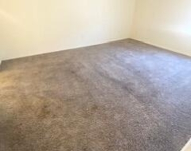 5661 Michael P Anderson Lane - Photo Thumbnail 9