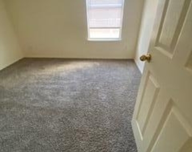 5661 Michael P Anderson Lane - Photo Thumbnail 12