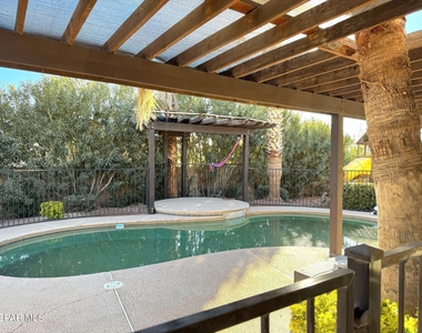 798 Maxey Marie Drive - Photo Thumbnail 13