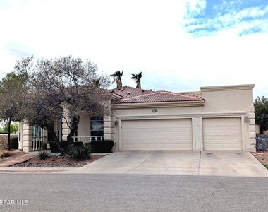 798 Maxey Marie Drive - Photo Thumbnail 1