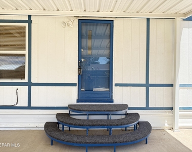 5941 Sixta Drive - Photo Thumbnail 10