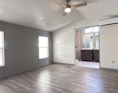 5941 Sixta Drive - Photo Thumbnail 26