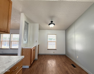 5941 Sixta Drive - Photo Thumbnail 19