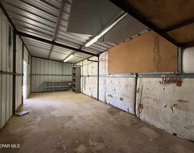 5941 Sixta Drive - Photo Thumbnail 5