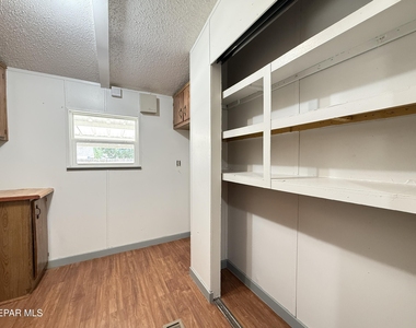 5941 Sixta Drive - Photo Thumbnail 24