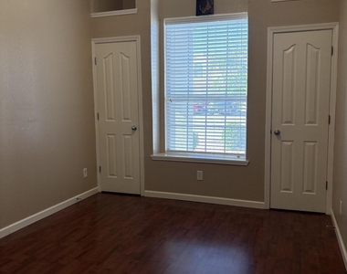 12421 Paseo De Arco Court - Photo Thumbnail 22