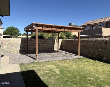 12421 Paseo De Arco Court - Photo Thumbnail 15