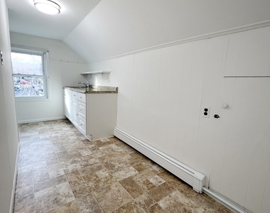 106 Lafayette Street - Photo Thumbnail 3