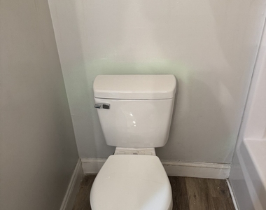 104 Burgundy Hill Lane - Photo Thumbnail 7
