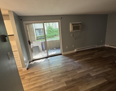 104 Burgundy Hill Lane - Photo Thumbnail 4