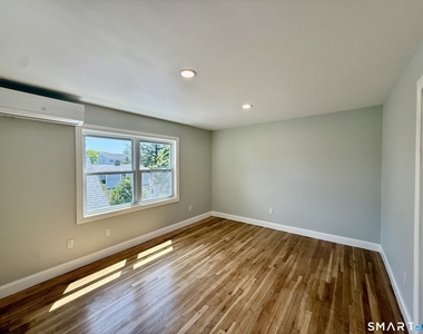 10 Elmwood Street - Photo Thumbnail 14