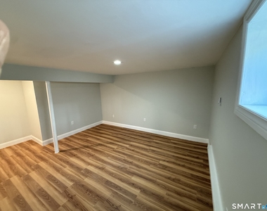10 Elmwood Street - Photo Thumbnail 24