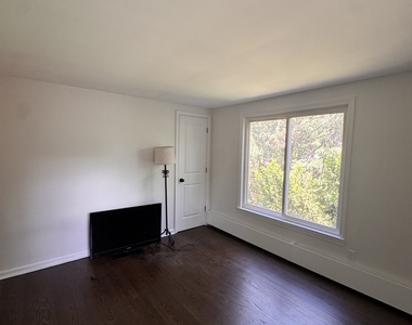 19 Whitney Street - Photo Thumbnail 9