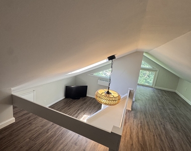 19 Whitney Street - Photo Thumbnail 14