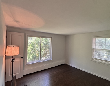 19 Whitney Street - Photo Thumbnail 7