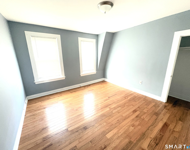 120 Wilcox Avenue - Photo Thumbnail 6
