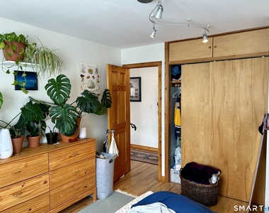 4 Van Zant Street - Photo Thumbnail 9