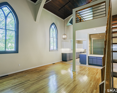161 Whitfield Street - Photo Thumbnail 1
