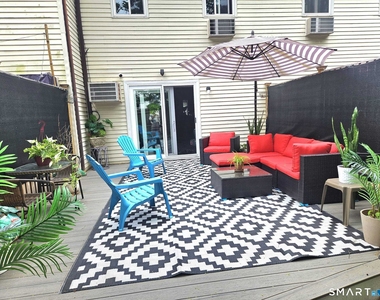 24 East Avenue - Photo Thumbnail 11