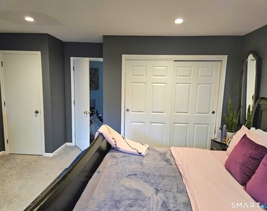 24 East Avenue - Photo Thumbnail 13