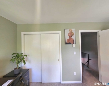 24 East Avenue - Photo Thumbnail 16