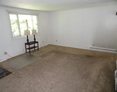 121 N Ridge Dr - Photo Thumbnail 4