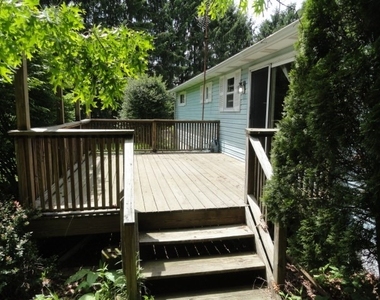 121 N Ridge Dr - Photo Thumbnail 1