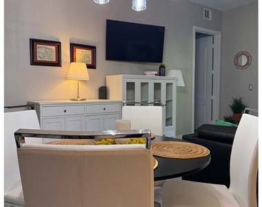62 E Serene Avenue - Photo Thumbnail 6