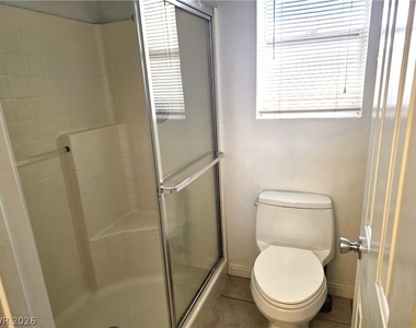 9105 Sparkling Star Street - Photo Thumbnail 14