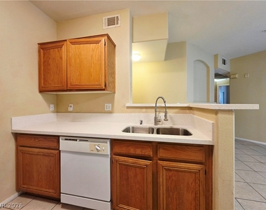 7123 S Durango Drive - Photo Thumbnail 9